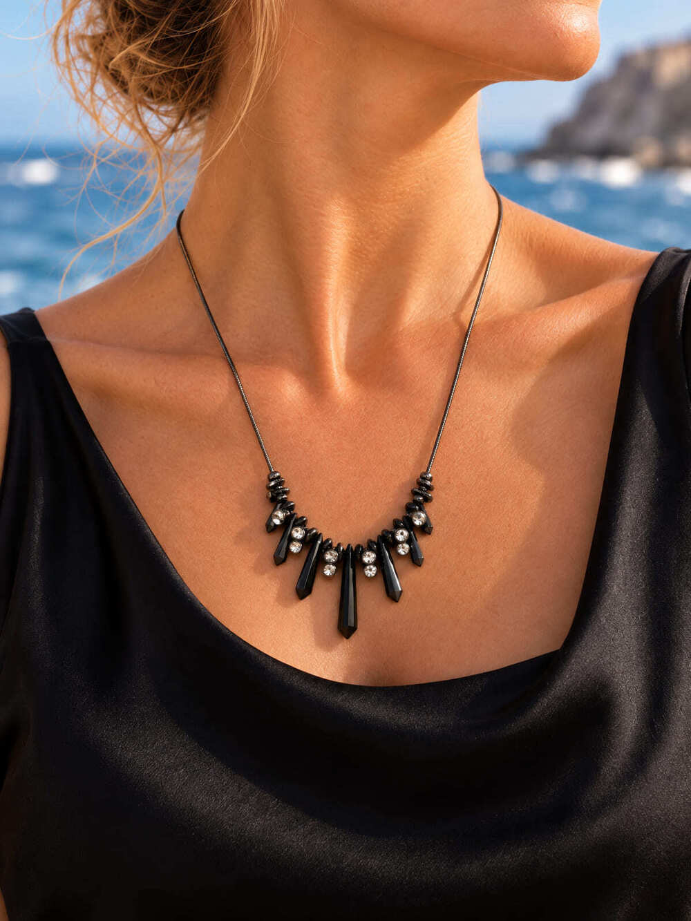 ⚜️ Dark Crystal Point Necklace | Rhinestone Gunmetal-Tone Statement 💗